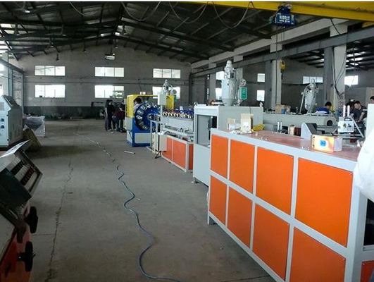 เครื่องจักรผลิตท่อพลาสติก PVC โรงงานผลิตท่อพลาสติก