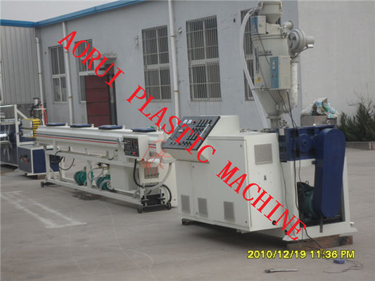 เครื่องอัดรีดท่อพลาสติก PVC UPVC / สายการผลิตท่อพีวีซี