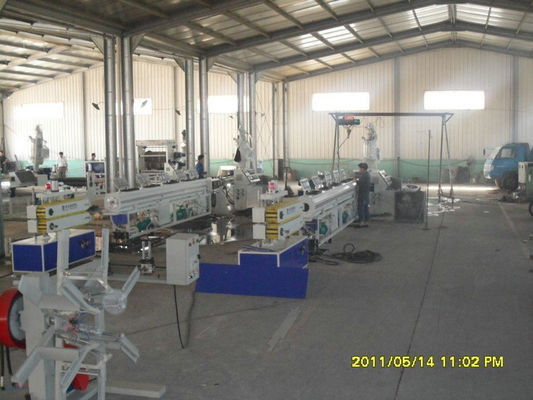 ราคาดี ท่อ PVC ท่อพลาสติก Extrusion Line, UPVC / CPVC ท่อน้ำพลาสติก Extruder ออนไลน์