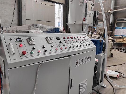 ราคาดี เครื่องทําท่อระบายน้ํา PE แบบอัตโนมัติ สําหรับระบบระบายน้ํา เครื่องบดท่อระบายน้ํา HDPE SJ65/33 ออนไลน์