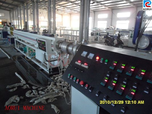 ราคาดี ท่อ PVC ท่อพลาสติกเครื่องจักรอัดขึ้นรูปกรวยสกรูคู่ Extruder ออนไลน์