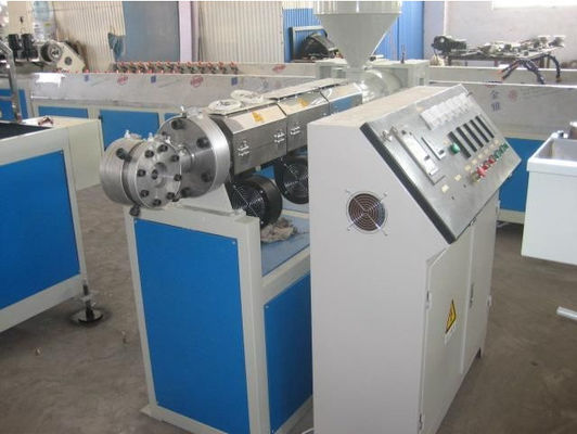 ราคาดี พลาสติกพีวีซีนุ่มท่ออัดขึ้นรูป, พีวีซีไฟเบอร์ Reinfoeced ท่อทำ Manchine ออนไลน์