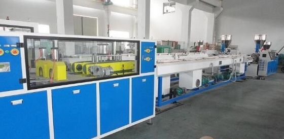 ราคาดี เครื่องอัดรีดท่อพลาสติก PVC อัตโนมัติสายสกรูคู่ Extruder CE / ISO9001 ออนไลน์
