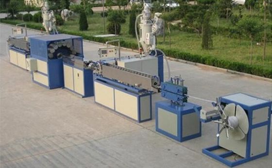 ราคาดี พีวีซีไฟเบอร์เสริมเครื่องทำท่อพลาสติกอ่อนสำหรับม้า Graden ออนไลน์