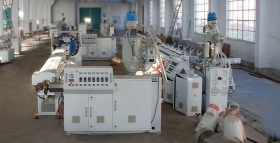 ราคาดี พีวีซีไฟเบอร์เสริมแรงท่ออ่อนเครื่องทำเครื่องอัดรีดสกรูคู่ ออนไลน์