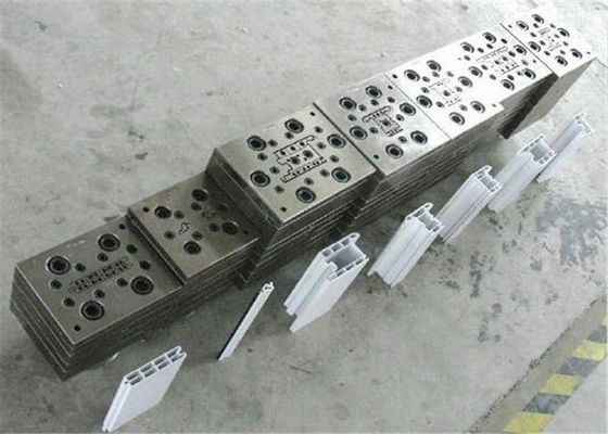 ราคาดี WPC Profile Extruder Plastic Profile Extrusion Line / Extrusion Line สำหรับหน้าต่าง ออนไลน์