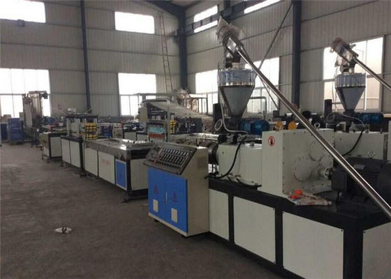 ราคาดี WPC PVC โฟมบอร์ดเครื่องจักร / WPC พลาสติกโฟมบอร์ดเครื่อง Extruder ออนไลน์