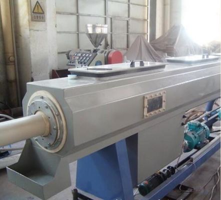 ราคาดี กำลังการผลิตท่อ PVC ระบายน้ำสูงเครื่อง / Extruder สกรูเดี่ยว ออนไลน์