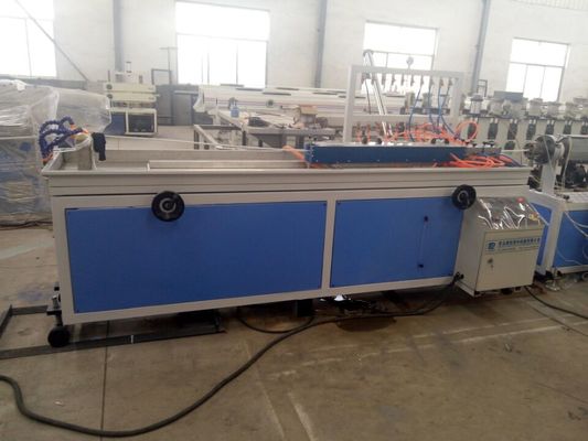 ราคาดี สายการผลิตโปรไฟล์พลาสติก PVC / กระบวนการอัดขึ้นรูปพลาสติกไม้ ออนไลน์