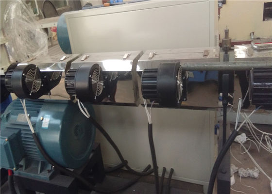ราคาดี สกรูเดี่ยวสายการอัดขึ้นรูปพลาสติก PE HDPE ผลิตท่อคาร์บอน Sprial ออนไลน์