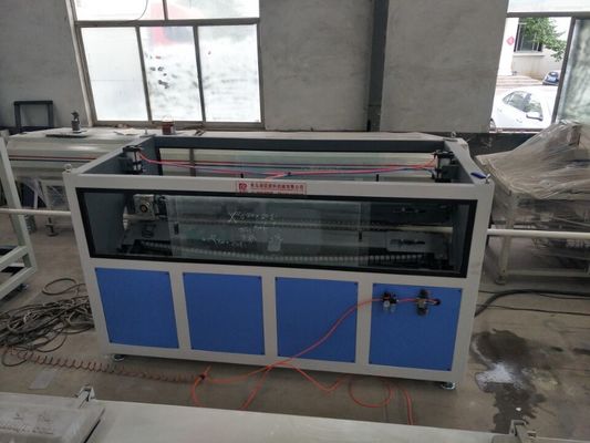 PVC สวาจท่อ / สายการนําท่อ extrusion, 20mm ถึง 400mm PVC พลาสติกท่อทําเครื่อง