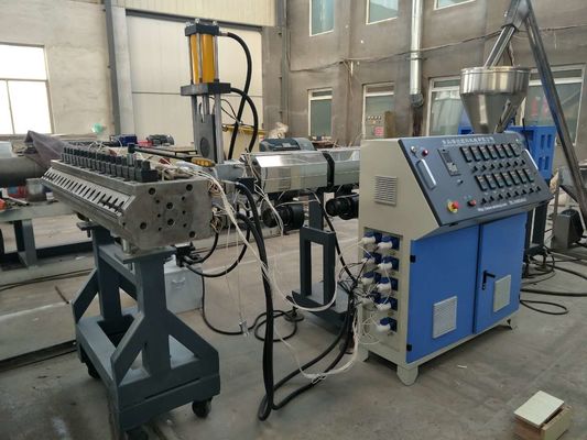 PVC WPC ประตูบอร์ด, หลังคา, รางหน้าต่าง โปรไฟล์การผลิตสาย, PVC ผนังแผ่นโปรไฟล์การทําเครื่อง