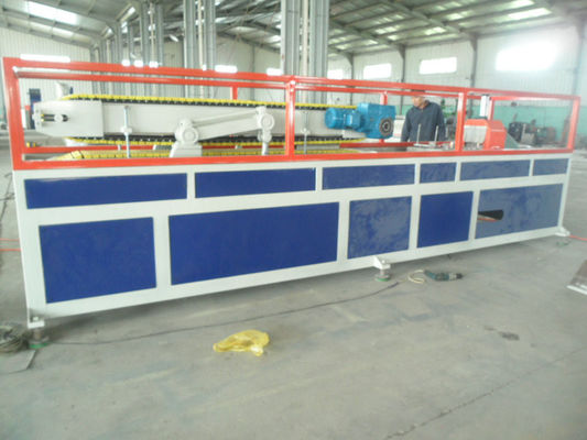 ราคาดี ไม้พลาสติกคอมโพสิตเครื่อง Extruding, เครื่อง PVC WPC สำหรับโปรไฟล์ ออนไลน์