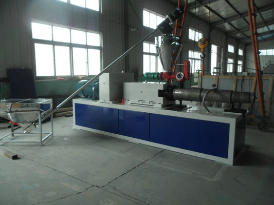 ราคาดี สายการผลิตโปรไฟล์ WPC PP / PE, สายการอัดรีดโปรไฟล์ WPC เก้าอี้ / ไม้กระดานโปรไฟล์ ออนไลน์