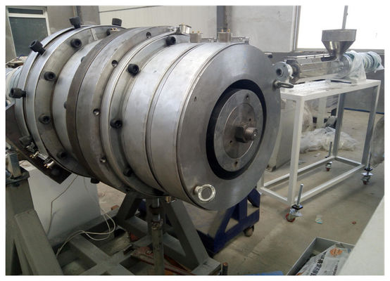 16 มม ถึง 63 มม PP PE PPR สายการผลิตท่อ, เครื่องผลิตท่อ PE extruder สกรูเดียว