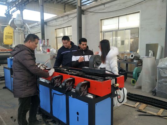 เครื่องผลิตท่อลูกฟูก PE ผนังเดียว 380V สายการผลิตท่อลูกฟูก