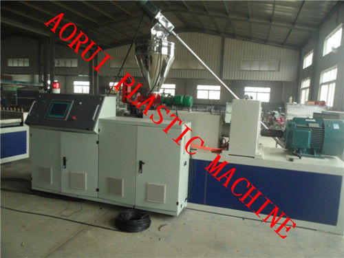 ราคาดี PP PE PVC หน้าต่างและประตูกรอบสายการผลิตโปรไฟล์ WPC ออนไลน์