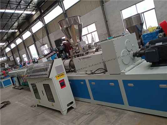 สายการอัดรีดท่อพีวีซีสกรูคู่ 110kw 120Kg / H.