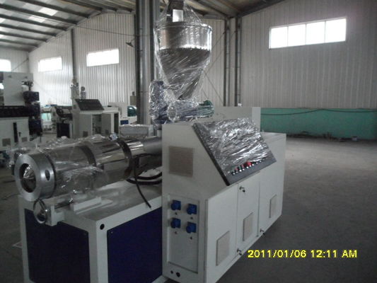ราคาดี PERT ชั้นท่อความร้อนท่อพลาสติกสายการอัดขึ้นรูป 380V 75KW 50HZ ออนไลน์