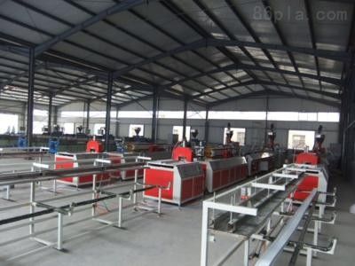 ราคาดี CE ISO9001 พลาสติก PVC WPC โปรไฟล์แสดงผลแบบบรรทัดเสียงรบกวนต่ำประสิทธิภาพสูง ออนไลน์