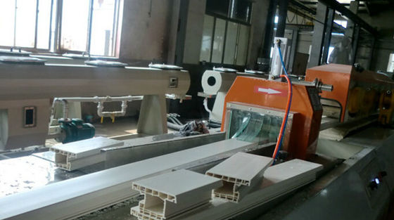 ราคาดี ผลผลิตสูงสายการผลิตโปรไฟล์พลาสติกหินอ่อน PVC PVC ISO 9001 ออนไลน์