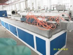 ราคาดี เครื่องอัดรีดโปรไฟล์ Handrail WPC เครื่องจักรโปรไฟล์ราวบันได ออนไลน์